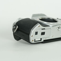 OLYMPUS OM-D E-M10 Mark III