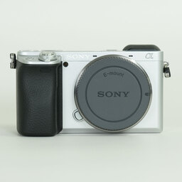 SONY α6400（ILCE-6400）