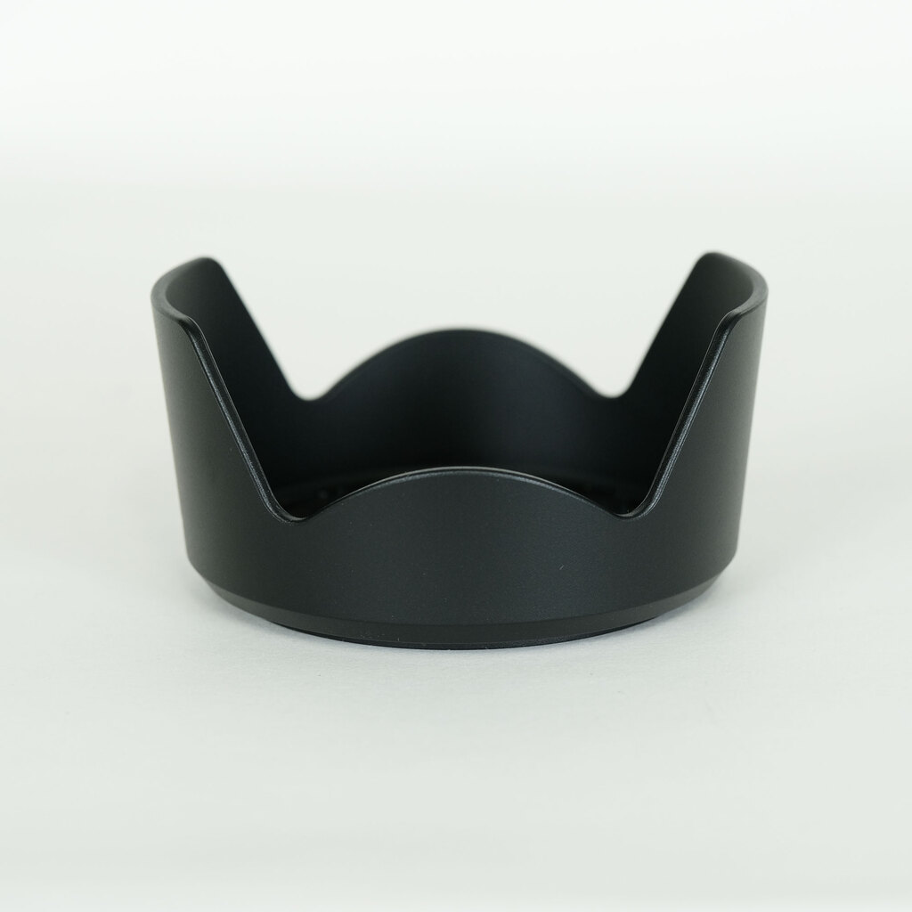 SONY E 18-135mm F3.5-5.6 OSS SEL18135