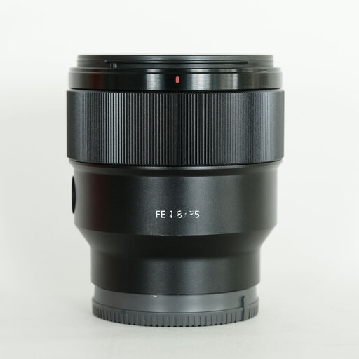 SONY FE 85mm F1.8 SEL85F18
