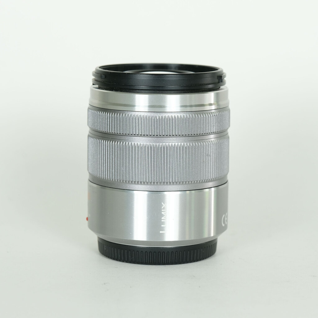 Panasonic LUMIX G VARIO 45-150mm / F4.0-5.6 ASPH. / MEGA O.I.S.