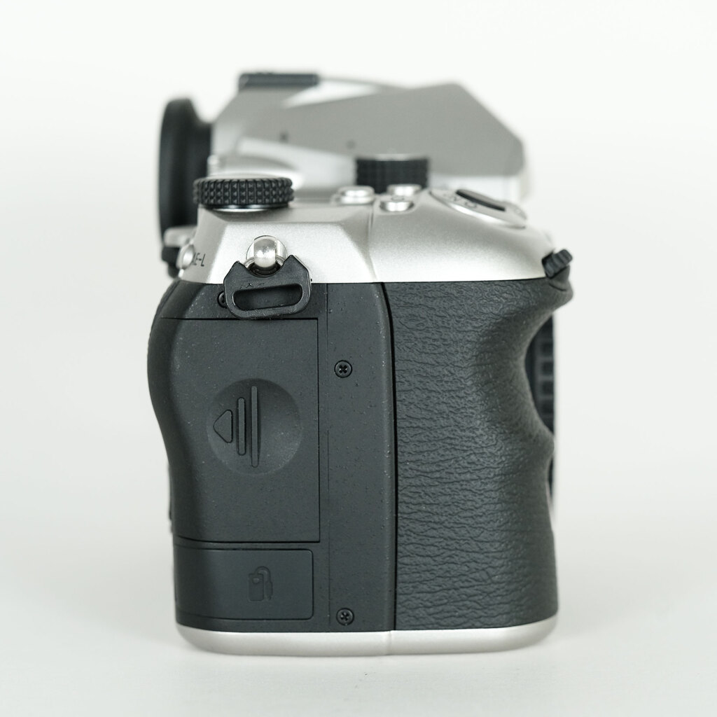 PENTAX K-3 Mark III ボディ シルバー