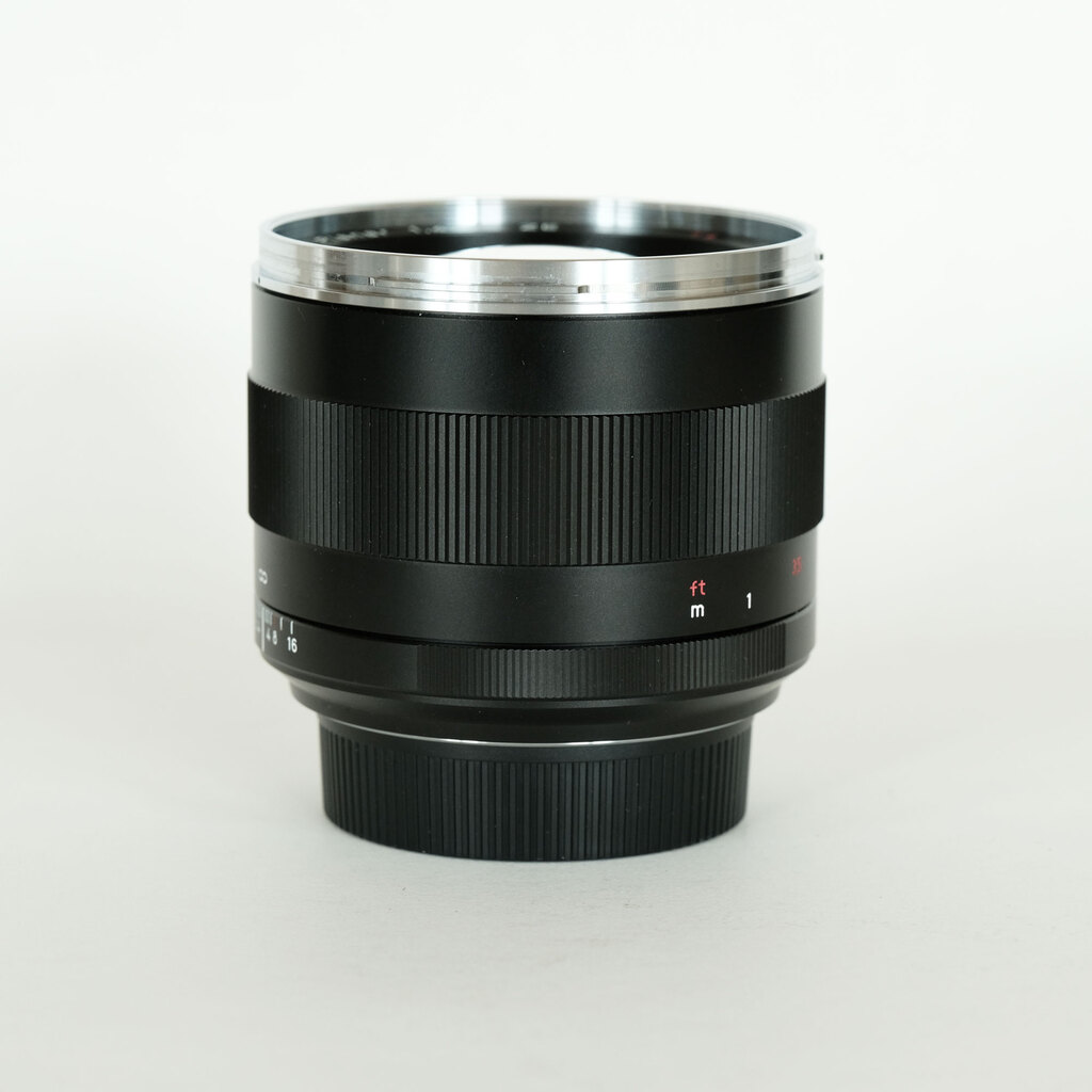 Carl Zeiss Planar T* 85mm F1.4 ZE [キヤノンEF用]の出品 | ONE SCENE