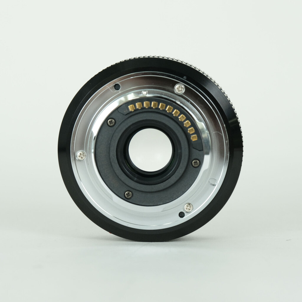 Panasonic LUMIX G 20mm F1.7 II ASPH. Panasonic LUMIX G 20mm F1.7 II ASPH.
