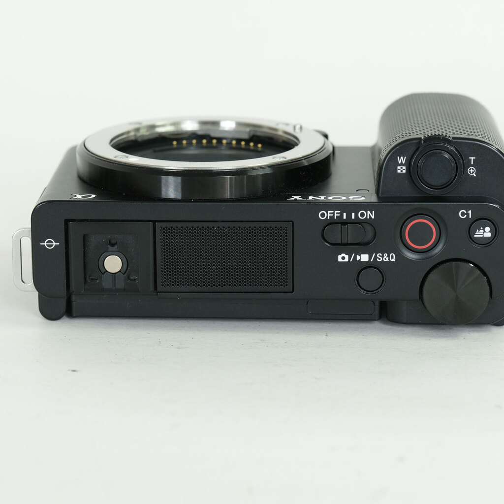 SONY VLOGCAM ZV-E10
