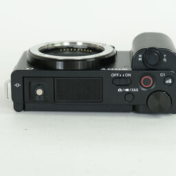 SONY VLOGCAM ZV-E10