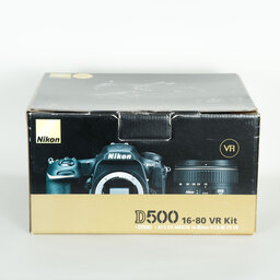 Nikon D500