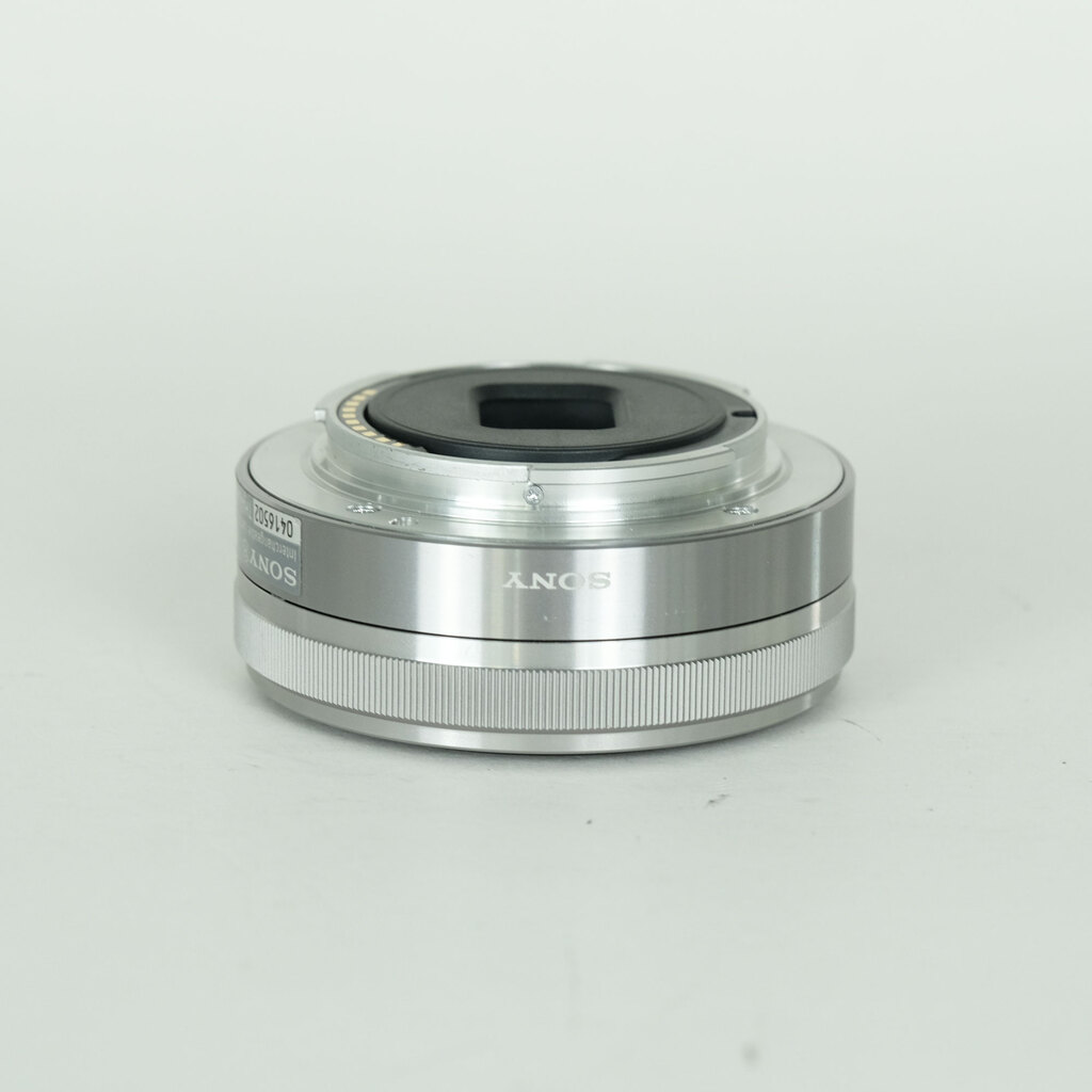 SONY E 16mm F2.8 SEL16F28の出品 | ONE SCENE（ワンシーン）