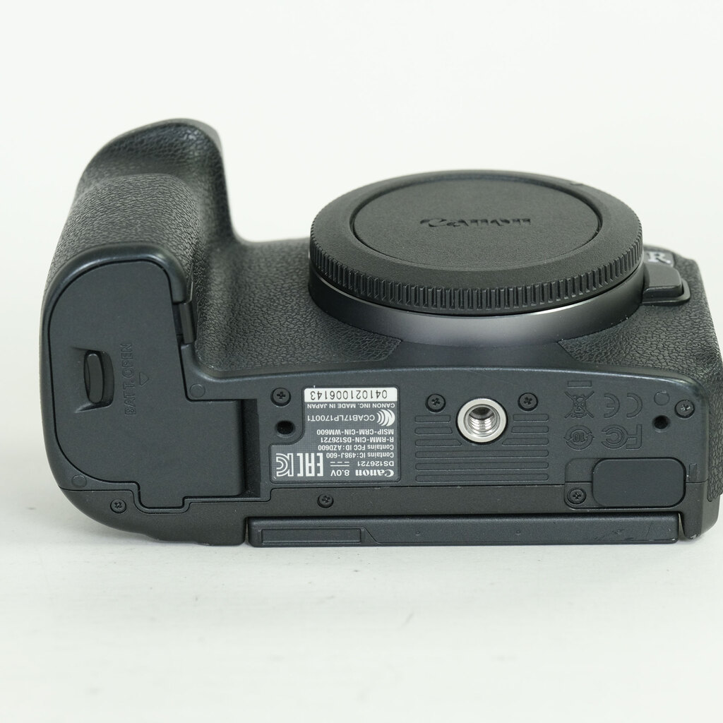 Canon EOS R Canon EOS R