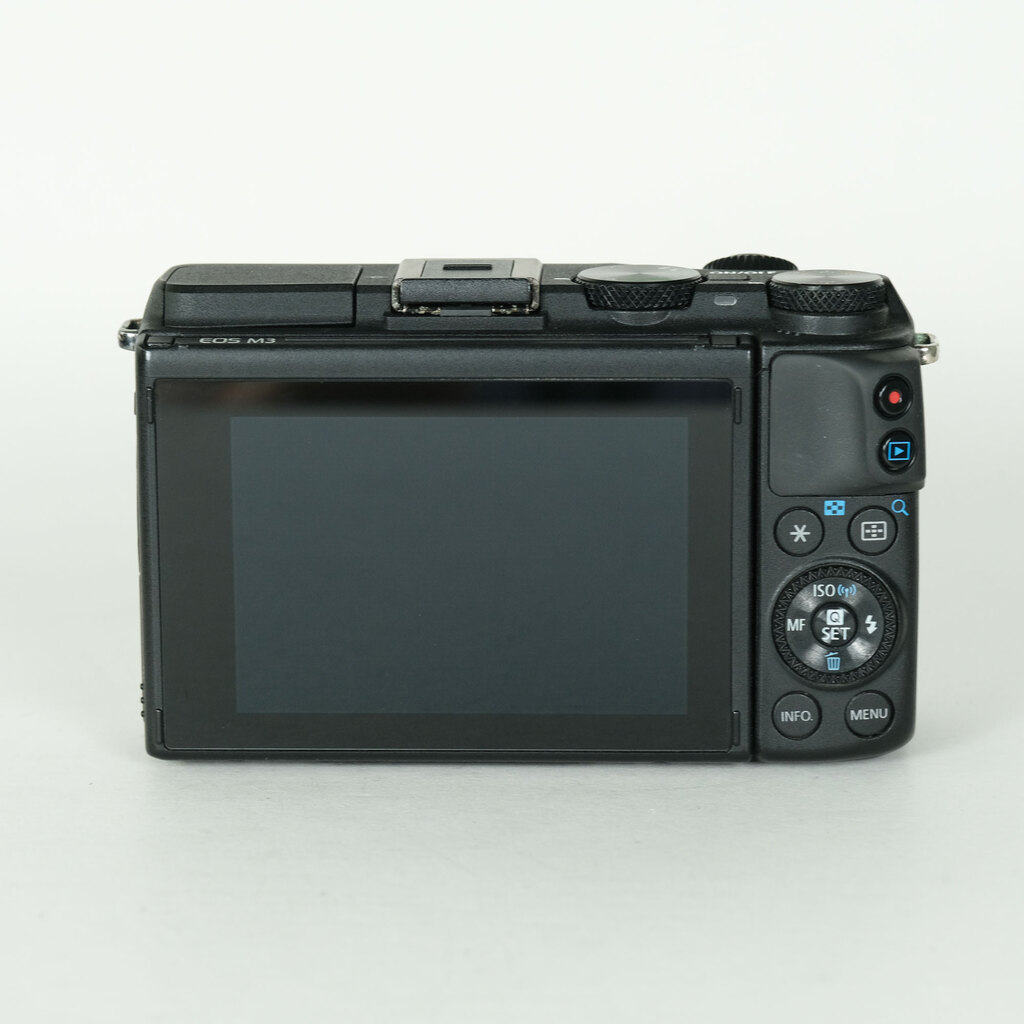 Canon EOS M3 �{�f�B �u���b�N