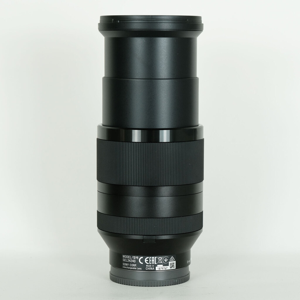 SONY FE 24-240mm F3.5-6.3 OSS SEL24240