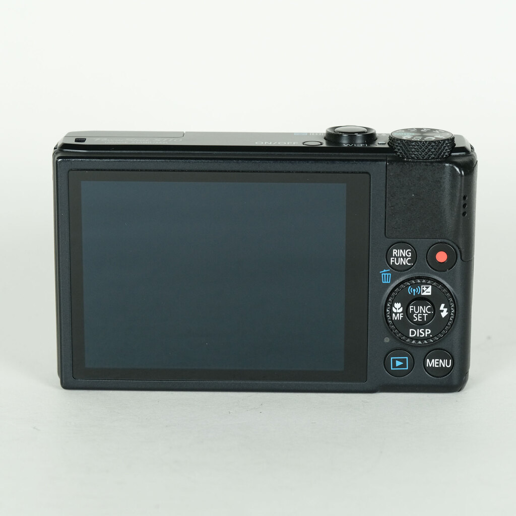Canon PowerShot S110 ブラックの出品 | ONE SCENE（ワンシーン）
