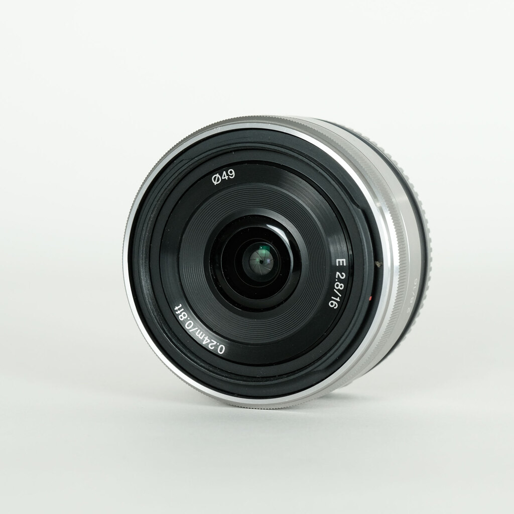 SONY E 16mm F2.8 SEL16F28