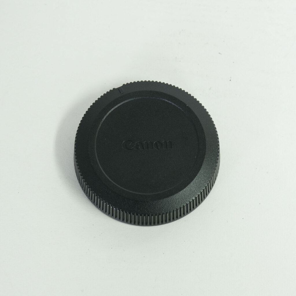 Canon RF16mm F2.8 STM