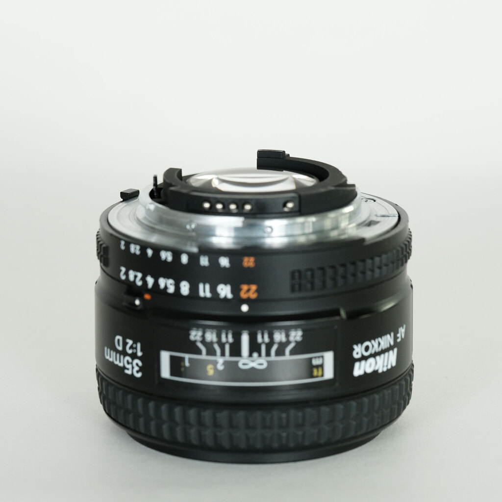 Nikon Ai AF Nikkor 35mm F2D Nikon Ai AF Nikkor 35mm F2D