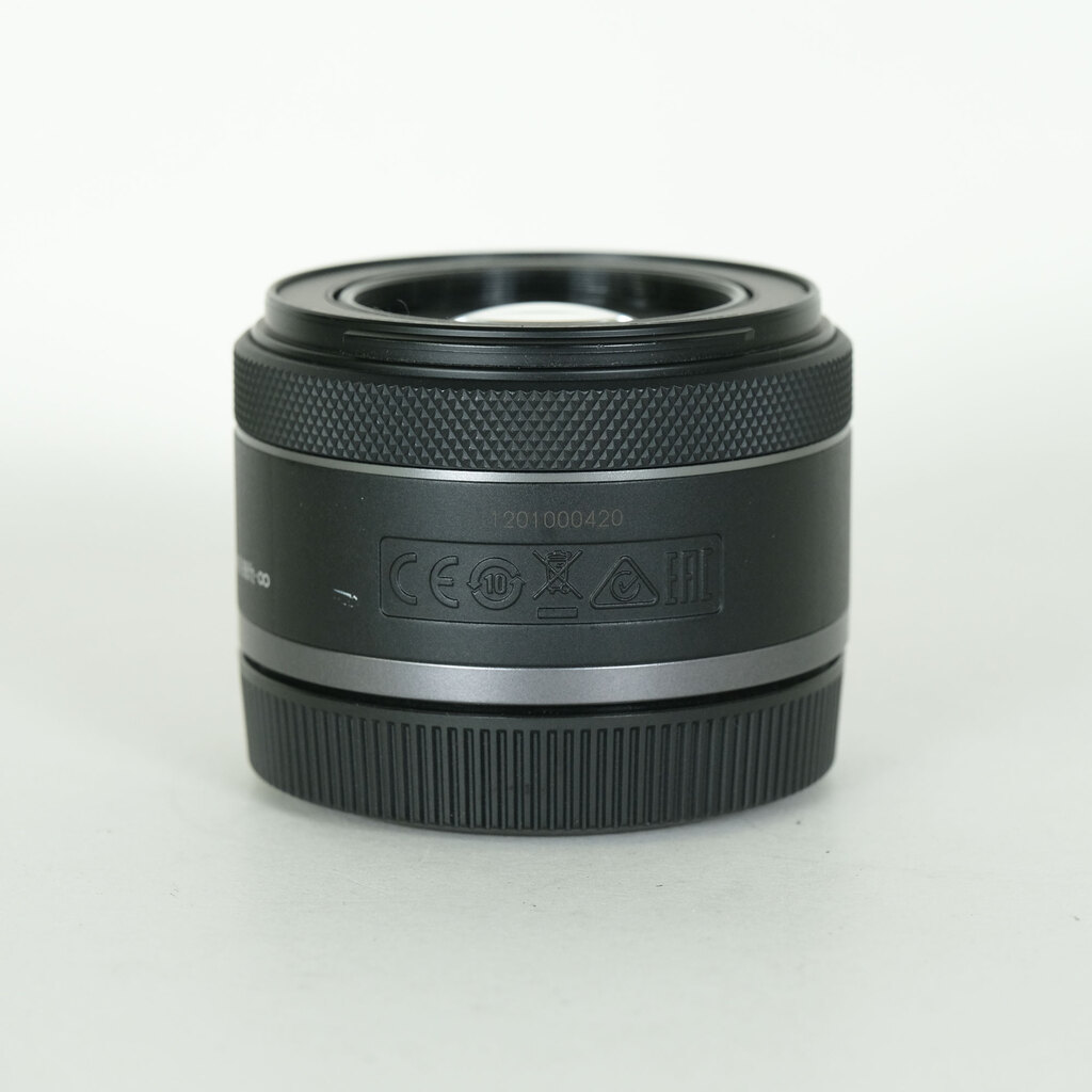 Canon RF50mm F1.8 STM
