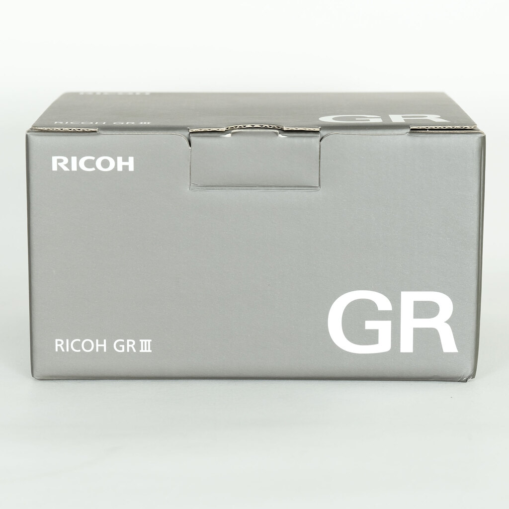 RICOH GR III