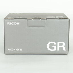RICOH GR III
