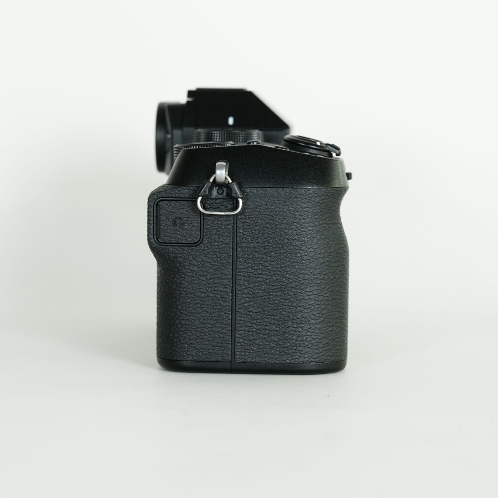 FUJIFILM X-S20 ボディ　保証内 FUJIFILM X-S20 ボディ 保証内 FUJIFILM X-S20 ボディ 保証内