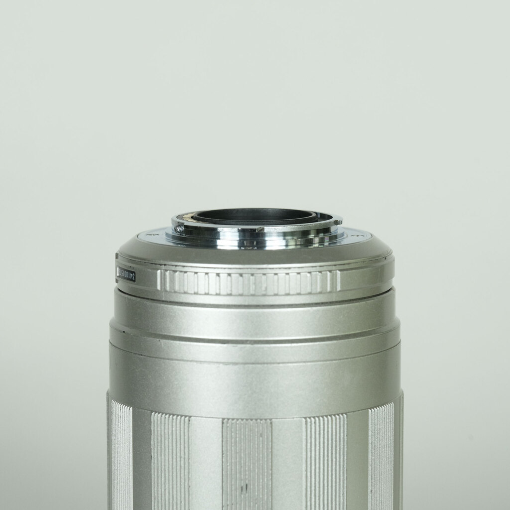 OLYMPUS M.ZUIKO ED75-300mm F4.8-6.7 シルバー