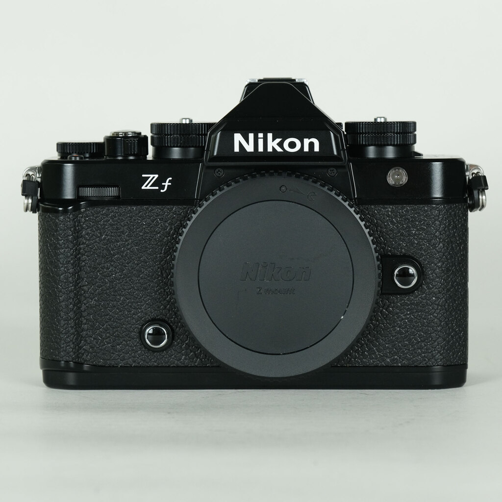 【美品】Nikon Zf ボディ ブラック シャッター数約4,900回 Z f ボディ [ブラック] 中古価格比較 - 価格.com