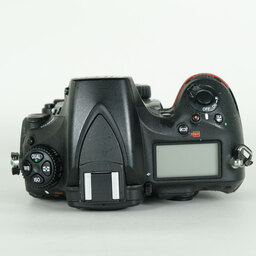 Nikon D810