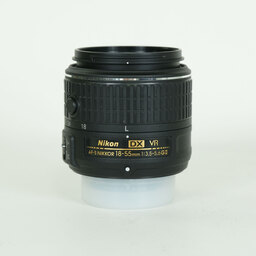 Nikon AF-S DX NIKKOR 18-55mm f3.5-5.6G VR II