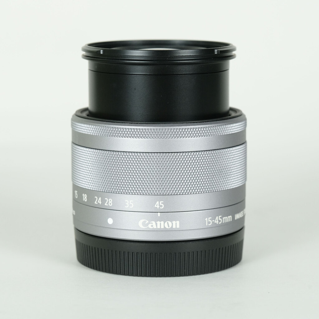 Canon EF-M15-45mm F3.5-6.3 IS STMの出品 | ONE SCENE（ワンシーン）