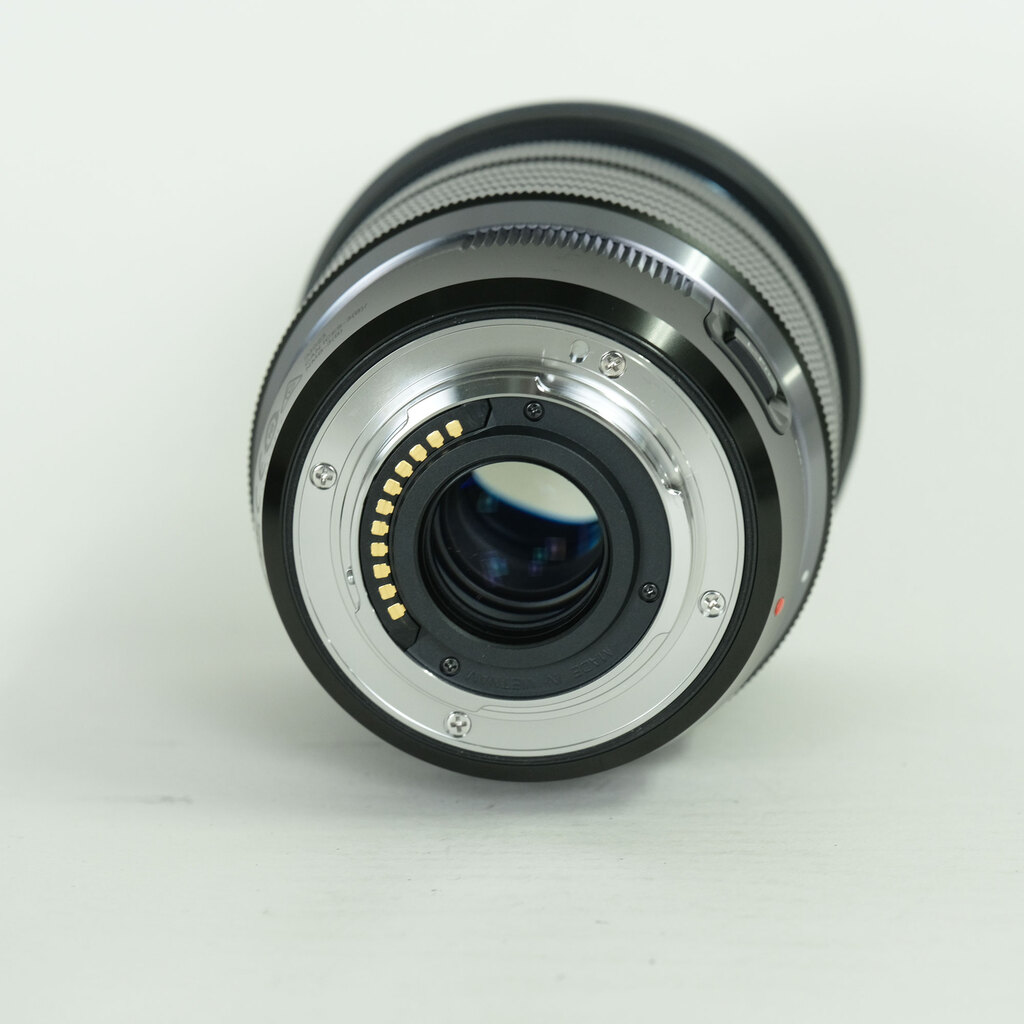 OM SYSTEM M.ZUIKO DIGITAL ED 8-25mm F4.0 PRO   　※OM SYSTEMロゴモデル