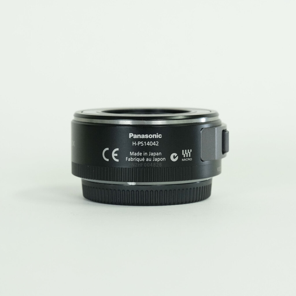 Panasonic LUMIX G X VARIO PZ 14-42mm / F3.5-5.6 ASPH. / POWER O.I.S. Panasonic LUMIX G X VARIO PZ 14-42mm / F3.5-5.6 ASPH. / POWER O.I.S.