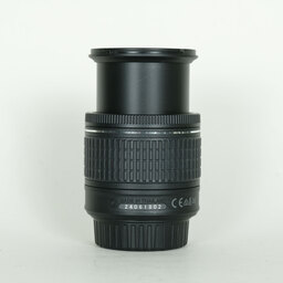 Nikon AF-P DX NIKKOR 18-55mm F3.5-5.6G VR Nikon AF-P DX NIKKOR 18-55mm F3.5-5.6G VR