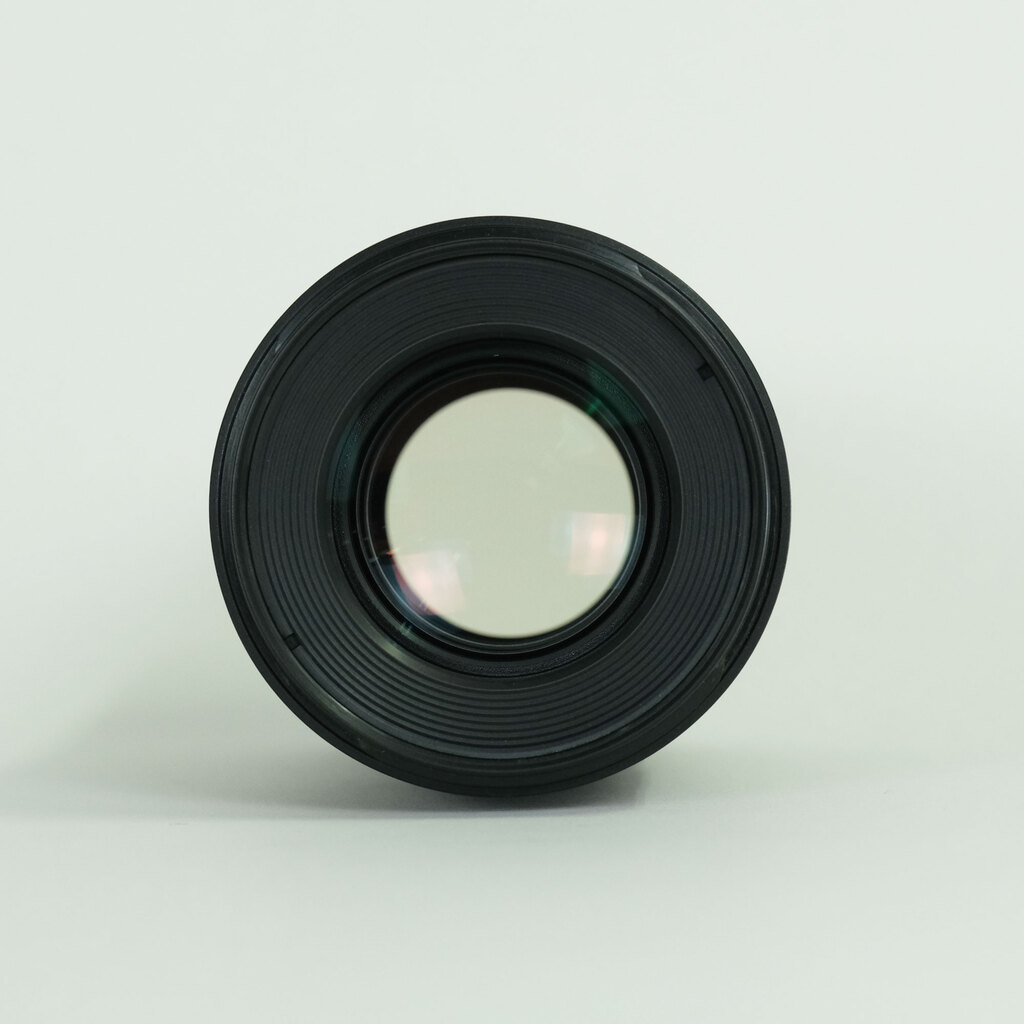 Canon EF100mm F2.8Lマクロ IS USM