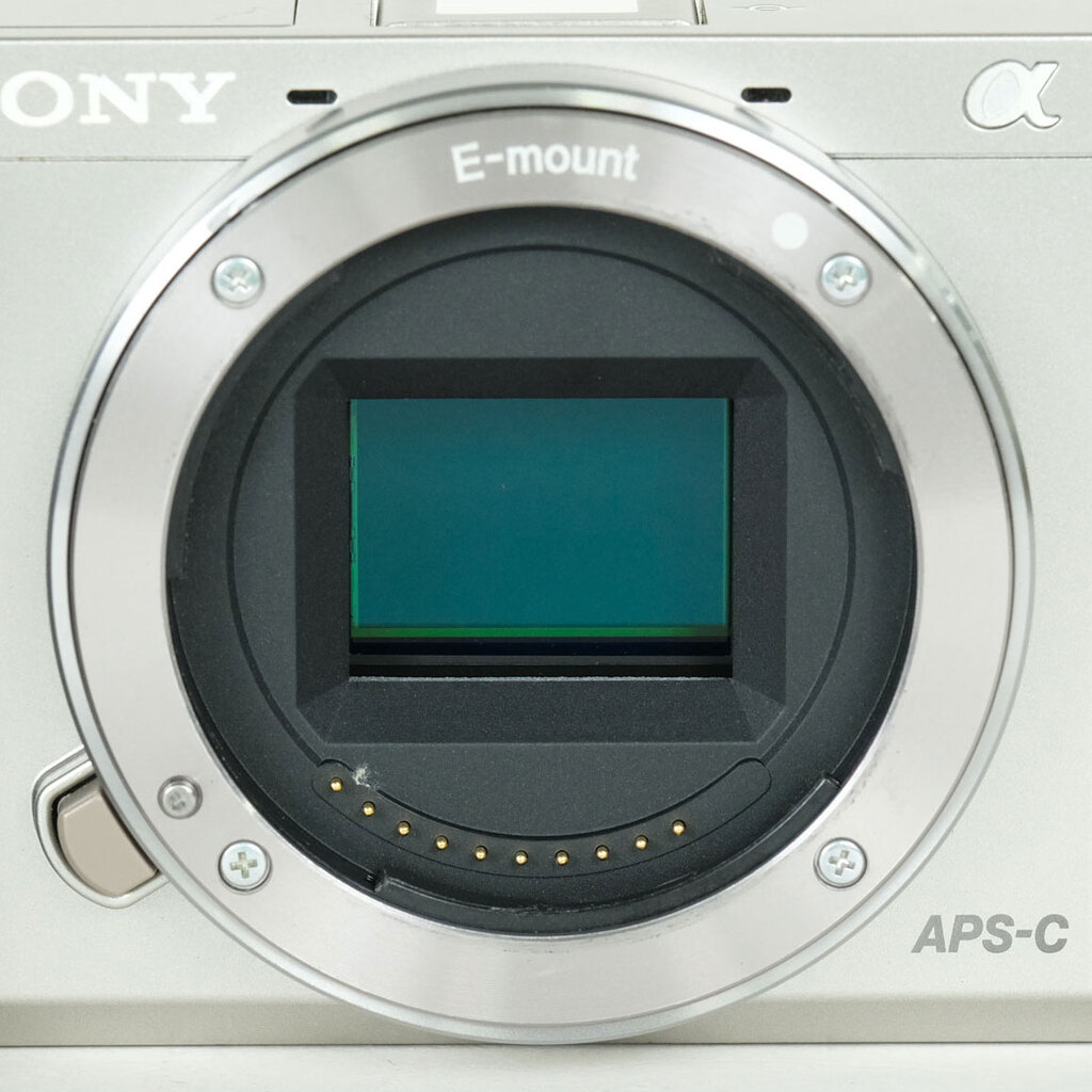 SONY α6000(ILCE-6000) SONY α6000(ILCE-6000)