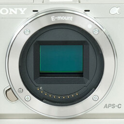 SONY α6000(ILCE-6000) SONY α6000(ILCE-6000)