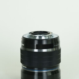 OLYMPUS M.ZUIKO DIGITAL ED 8mm F1.8 Fisheye PRO