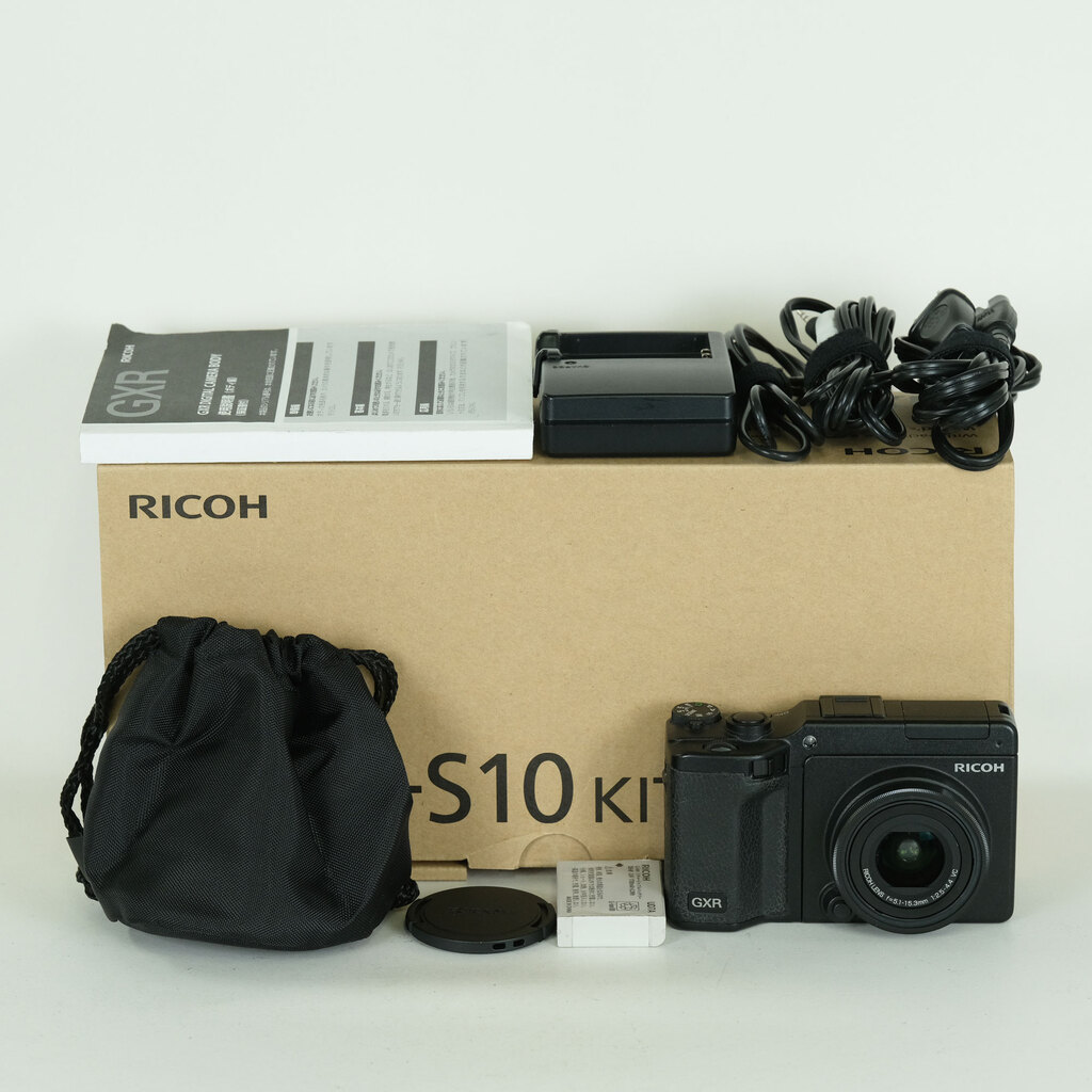 RICOH GXR+S10 KIT   ※24-72mmF2.5-4.4