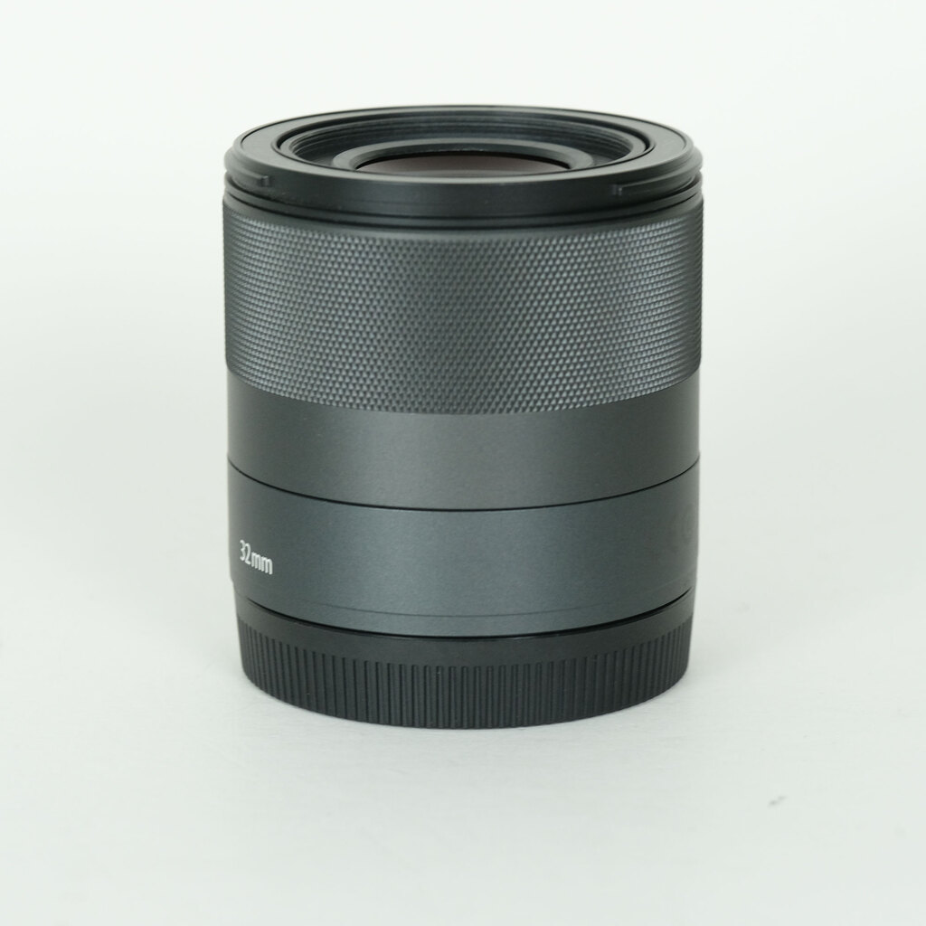 Canon EF-M32mm f1.4 STM 単焦点レンズ レンズフード付き Amazon