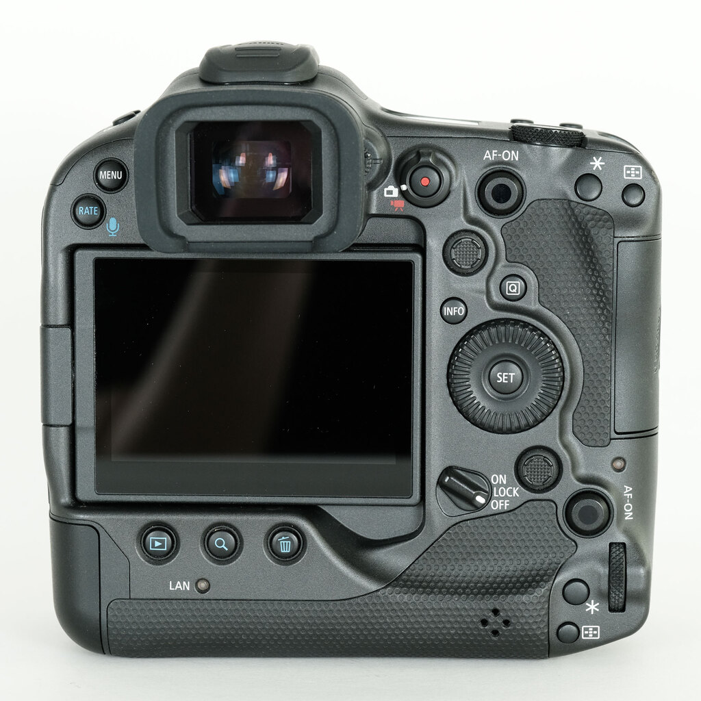 Canon EOS R3