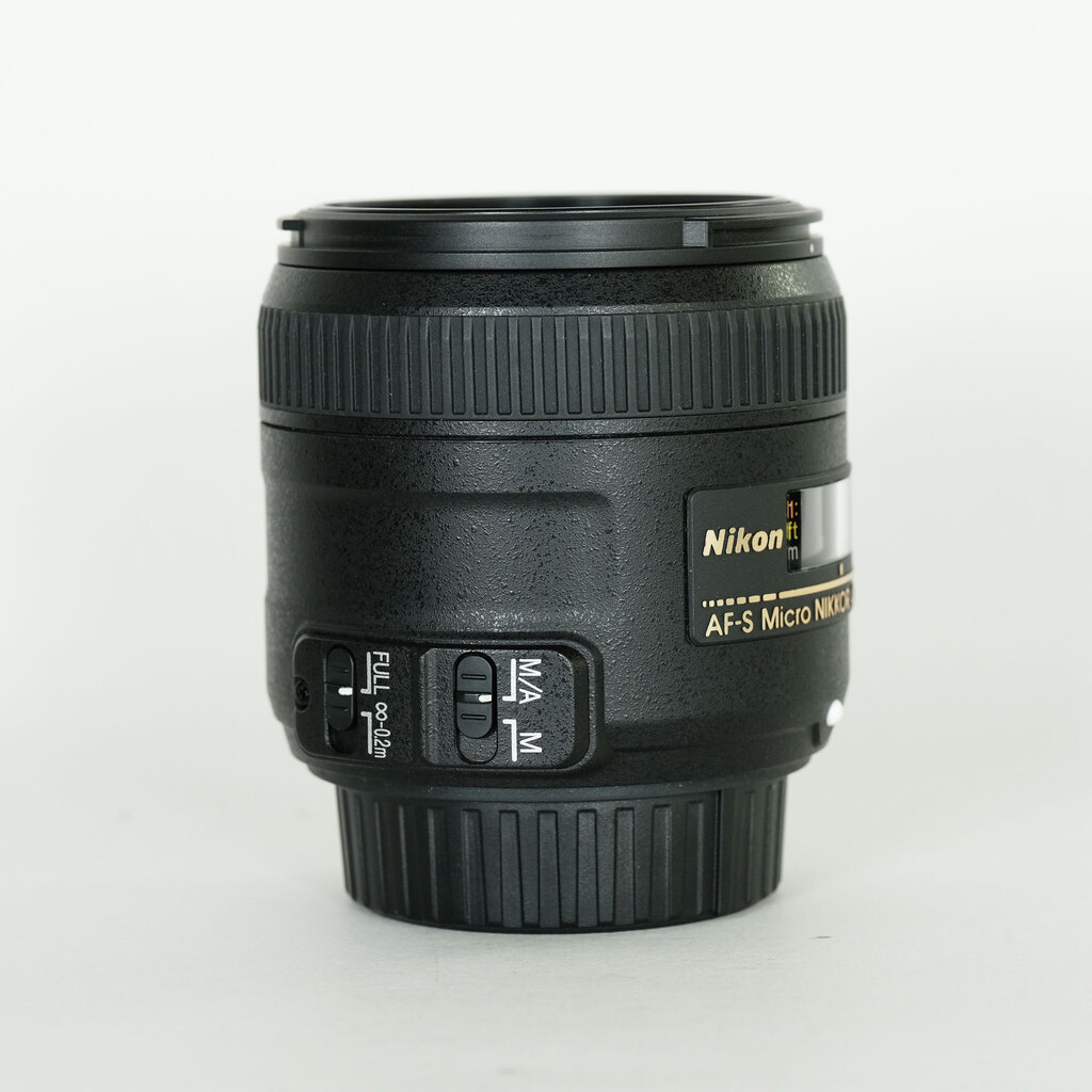 Nikon AF-S DX Micro NIKKOR 40mm f/2.8G