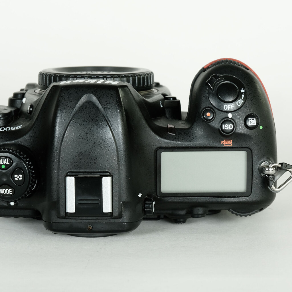 Nikon D500
