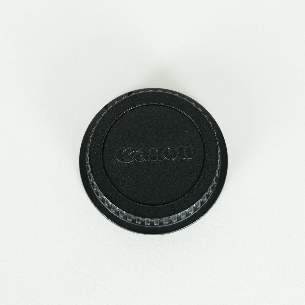 Canon EF70-300mm F4-5.6 IS USM