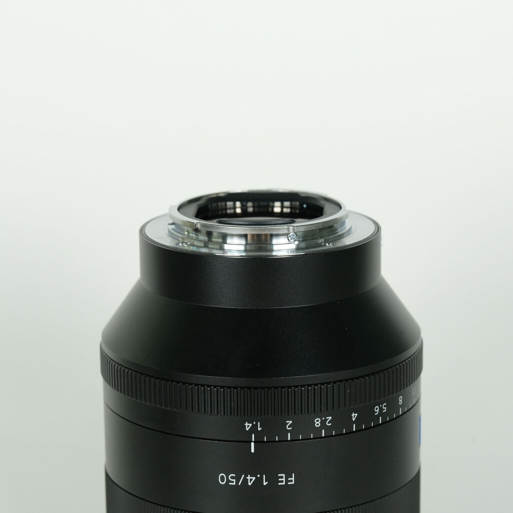 SONY Planar T* FE 50mm F1.4 ZA SEL50F14Zの出品 | ONE SCENE（ワン
