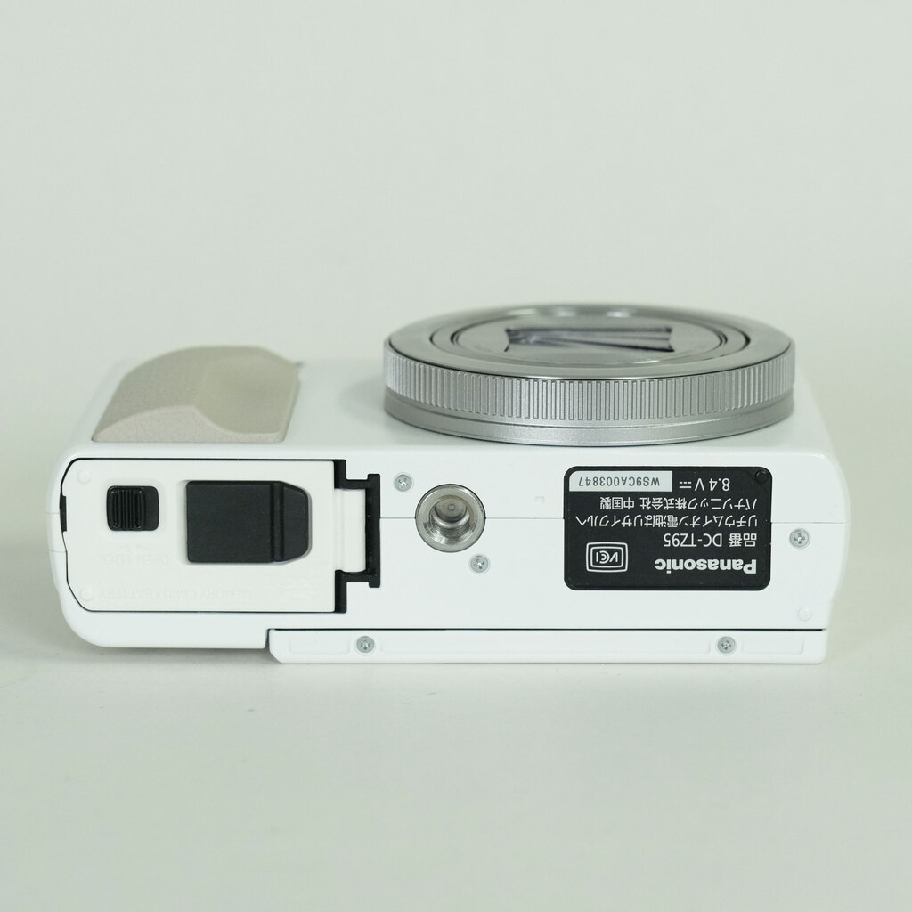 Panasonic LUMIX DC-TZ95D ホワイト Panasonic LUMIX DC-TZ95D ホワイト