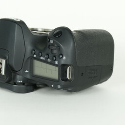 Canon EOS 90D