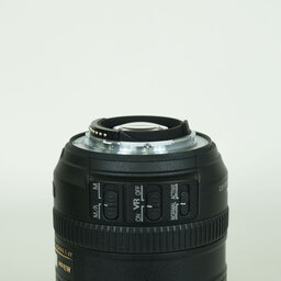 Nikon AF-S DX VR Zoom-Nikkor 18-200mm F3.5-5.6G IF-ED