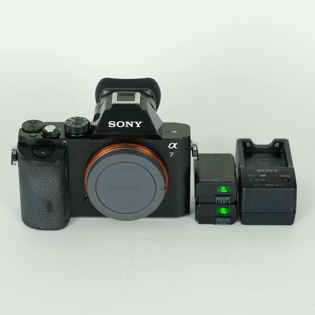 SONY α7S（ILCE-7S）の出品 | ONE SCENE（ワンシーン）