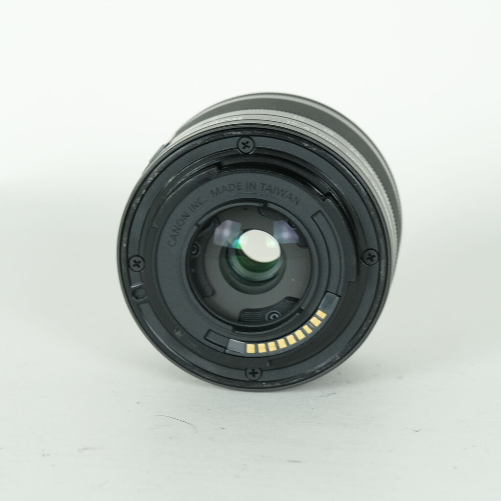 Canon EF-M15-45mm F3.5-6.3 IS STMの出品 | ONE SCENE（ワンシーン）