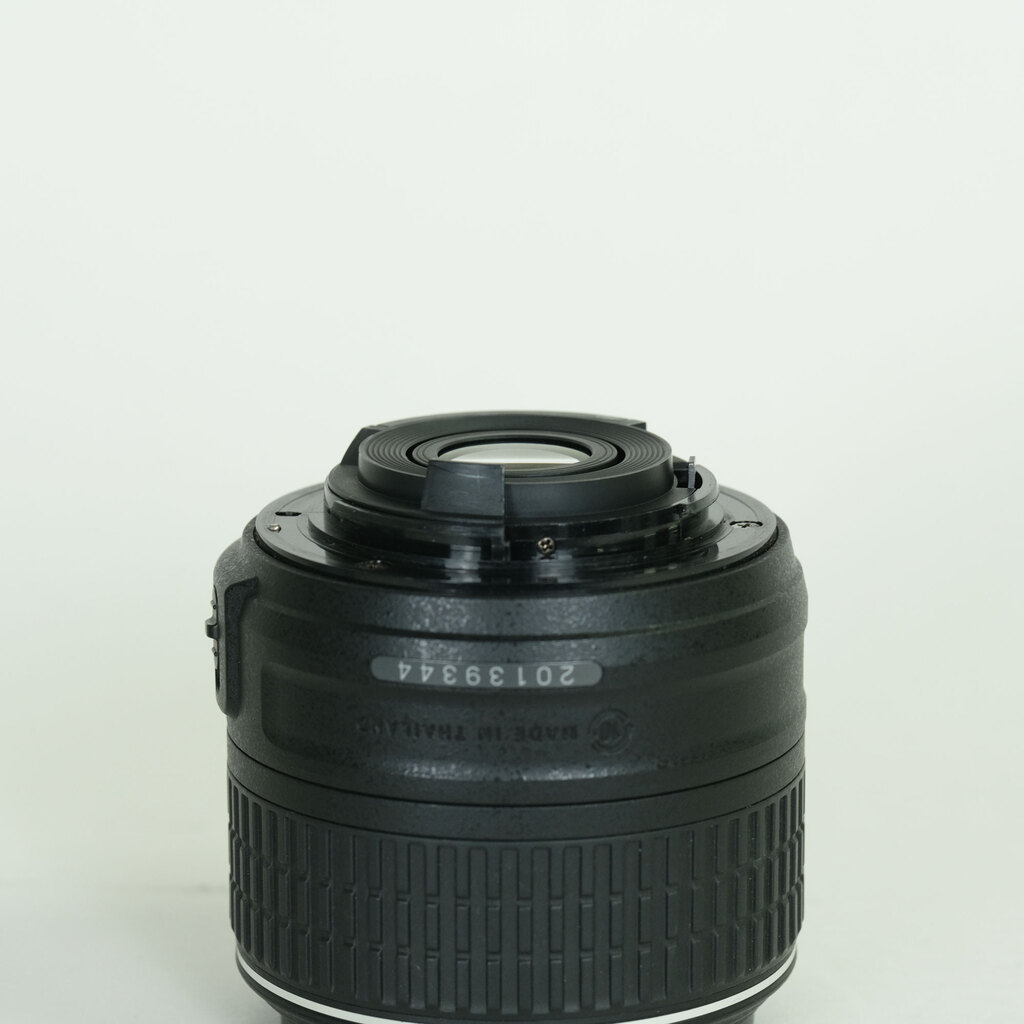 Nikon AF-S DX NIKKOR 18-55mm f3.5-5.6G VR II