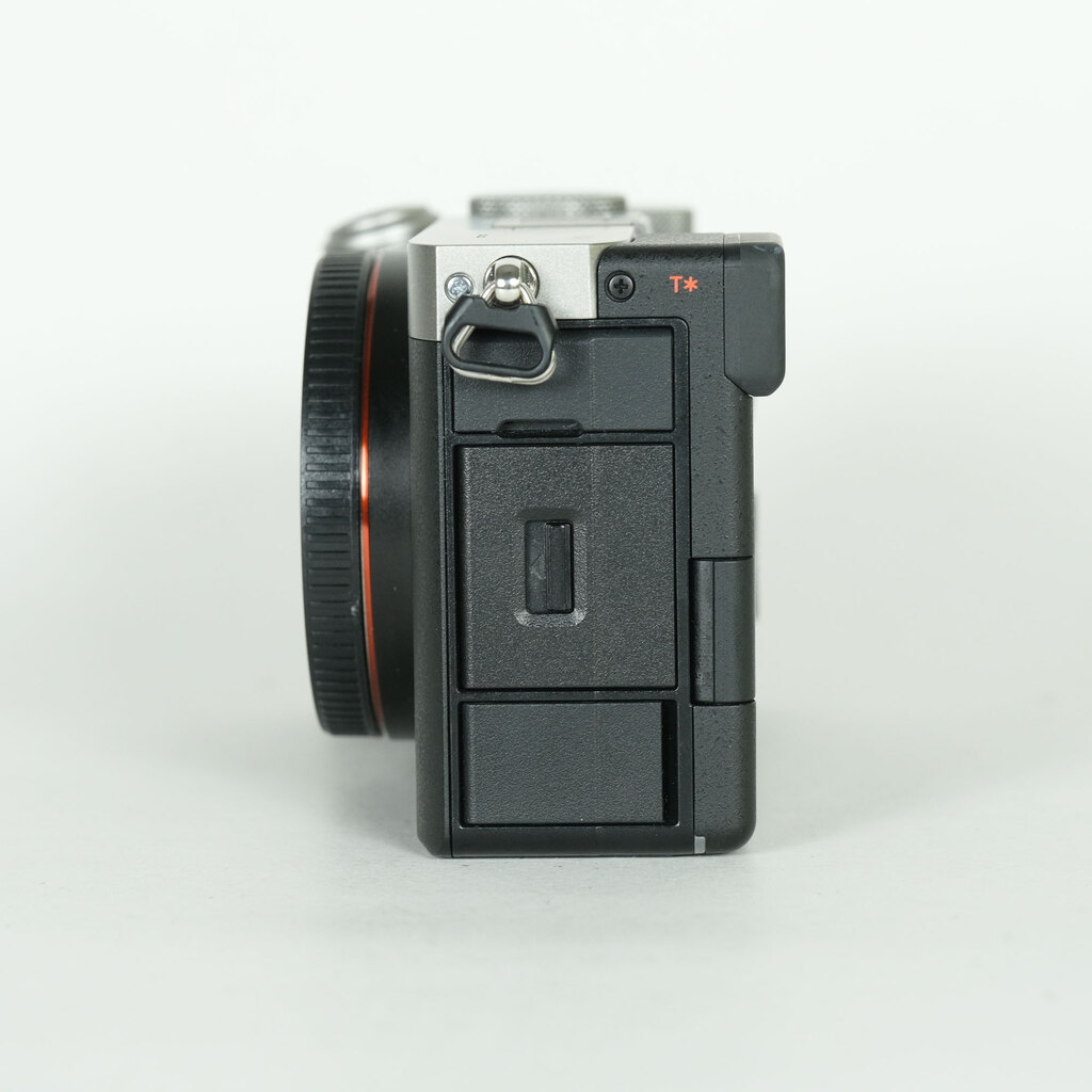 SONY α7C II(ILCE-7CM2) SONY α7C II(ILCE-7CM2)