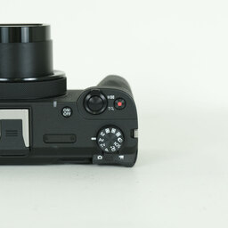Canon PowerShot V1 Canon PowerShot V1